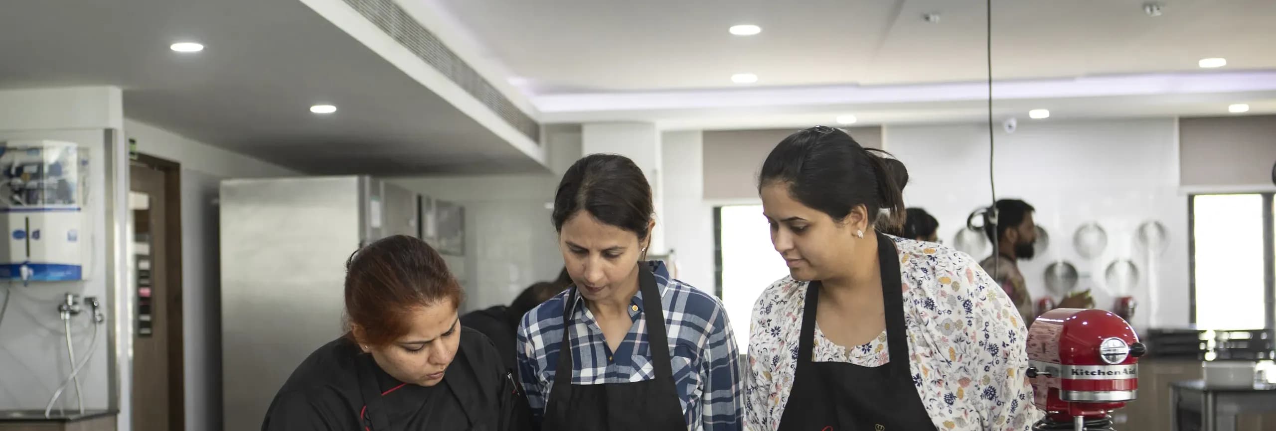 Students learning pastry at Lavonne Academy